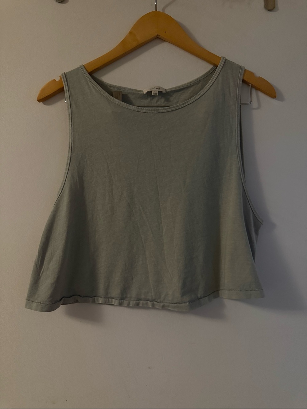 Wilfred Cropped Tank — Size Large